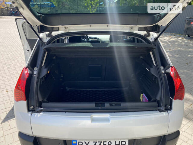 Пежо 3008, объемом двигателя 1.56 л и пробегом 155 тыс. км за 8900 $, фото 9 на Automoto.ua