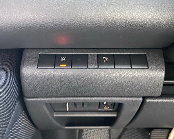 Пежо 3008, объемом двигателя 1.56 л и пробегом 155 тыс. км за 8900 $, фото 22 на Automoto.ua