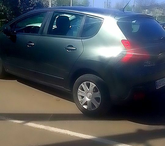 Пежо 3008, об'ємом двигуна 16 л та пробігом 109 тис. км за 7000 $, фото 4 на Automoto.ua