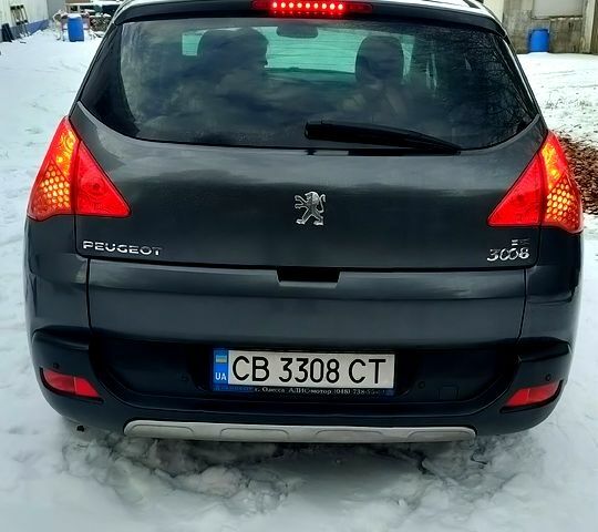 Пежо 3008, объемом двигателя 1.6 л и пробегом 173 тыс. км за 8750 $, фото 2 на Automoto.ua