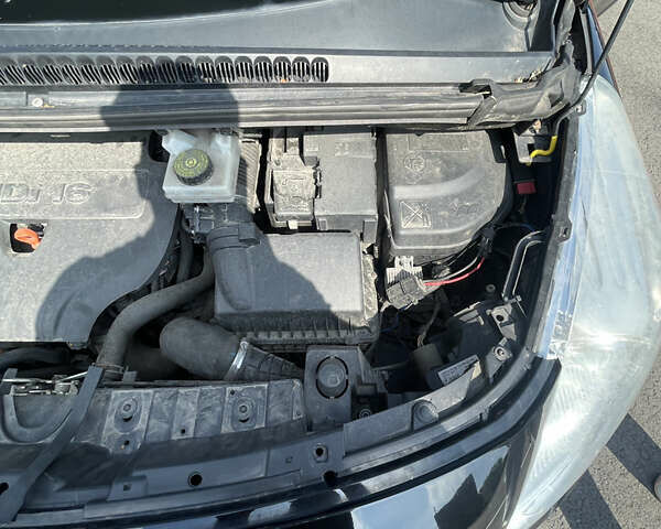 Пежо 3008, объемом двигателя 2 л и пробегом 325 тыс. км за 10000 $, фото 32 на Automoto.ua