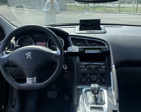 Пежо 3008, объемом двигателя 2 л и пробегом 325 тыс. км за 10000 $, фото 20 на Automoto.ua
