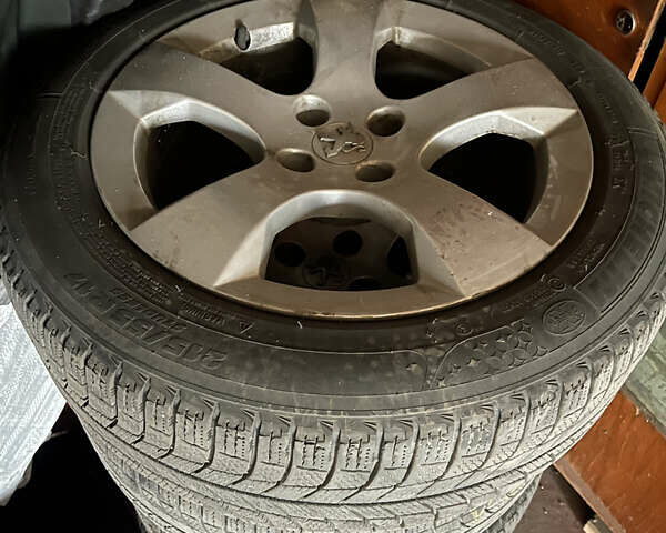 Пежо 3008, объемом двигателя 2 л и пробегом 325 тыс. км за 10000 $, фото 2 на Automoto.ua