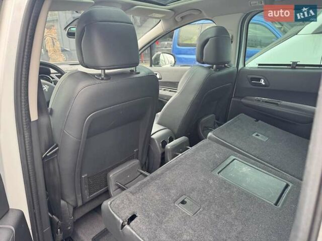 Пежо 3008, объемом двигателя 0 л и пробегом 169 тыс. км за 7250 $, фото 5 на Automoto.ua
