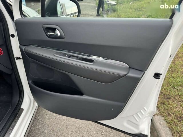 Пежо 3008, об'ємом двигуна 1.6 л та пробігом 179 тис. км за 10950 $, фото 18 на Automoto.ua