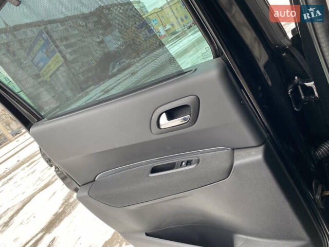 Пежо 3008, объемом двигателя 1.56 л и пробегом 208 тыс. км за 10500 $, фото 7 на Automoto.ua