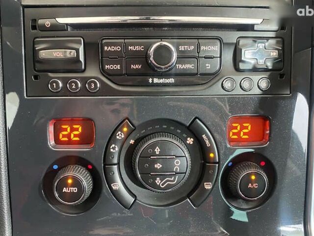 Пежо 3008, объемом двигателя 1.6 л и пробегом 214 тыс. км за 12450 $, фото 19 на Automoto.ua