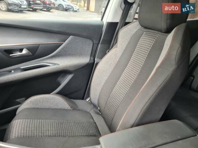 Пежо 3008, объемом двигателя 1.5 л и пробегом 143 тыс. км за 17500 $, фото 29 на Automoto.ua