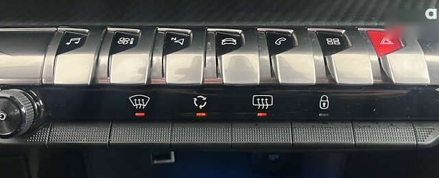 Пежо 3008, объемом двигателя 1.5 л и пробегом 189 тыс. км за 19450 $, фото 18 на Automoto.ua