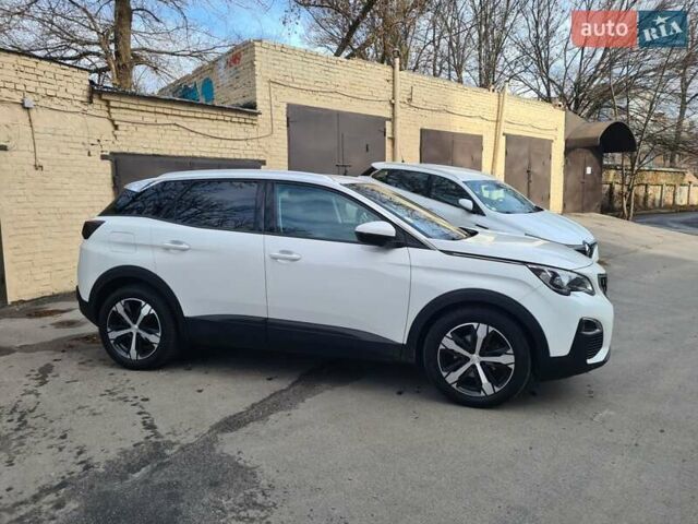 Пежо 3008, объемом двигателя 1.5 л и пробегом 143 тыс. км за 17500 $, фото 10 на Automoto.ua