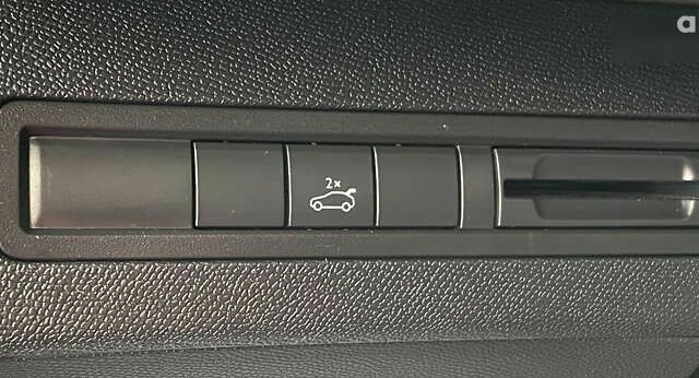 Пежо 3008, объемом двигателя 1.5 л и пробегом 195 тыс. км за 20950 $, фото 13 на Automoto.ua