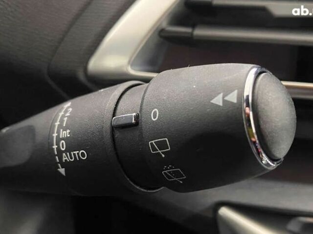 Пежо 3008, объемом двигателя 2 л и пробегом 175 тыс. км за 23350 $, фото 21 на Automoto.ua