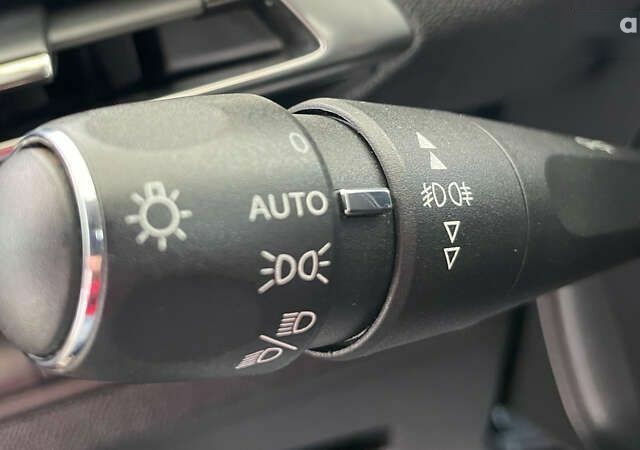Пежо 3008, объемом двигателя 1.5 л и пробегом 195 тыс. км за 20950 $, фото 19 на Automoto.ua