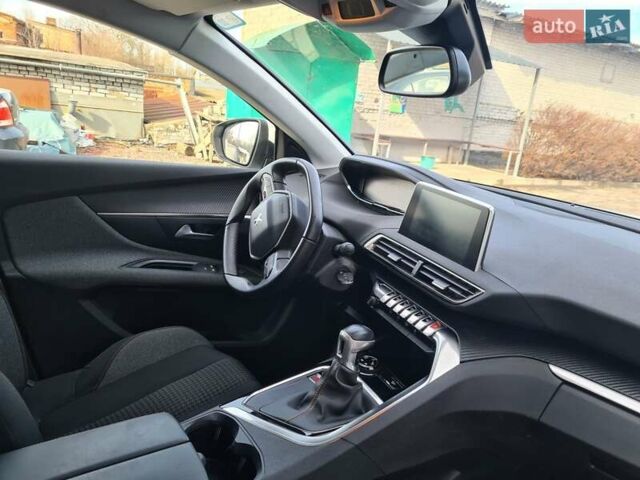 Пежо 3008, объемом двигателя 1.5 л и пробегом 143 тыс. км за 17500 $, фото 18 на Automoto.ua
