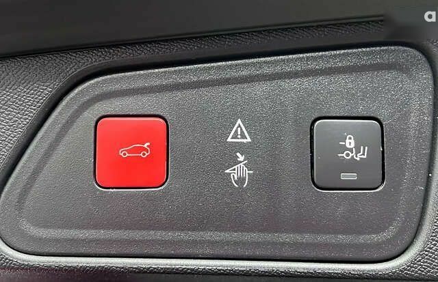 Пежо 3008, объемом двигателя 1.5 л и пробегом 161 тыс. км за 20950 $, фото 5 на Automoto.ua