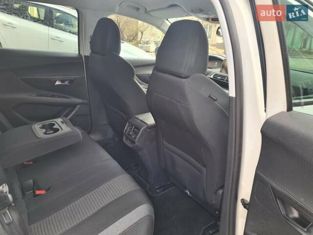 Пежо 3008, объемом двигателя 1.5 л и пробегом 143 тыс. км за 17500 $, фото 32 на Automoto.ua