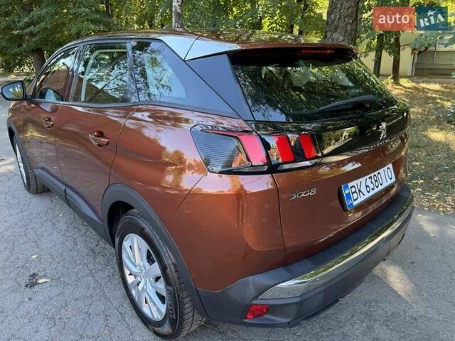 Пежо 3008, объемом двигателя 1.5 л и пробегом 120 тыс. км за 22300 $, фото 6 на Automoto.ua