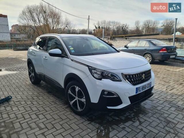 Пежо 3008, объемом двигателя 1.5 л и пробегом 143 тыс. км за 17500 $, фото 2 на Automoto.ua
