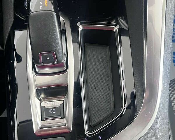 Пежо 3008, объемом двигателя 1.5 л и пробегом 161 тыс. км за 20950 $, фото 18 на Automoto.ua