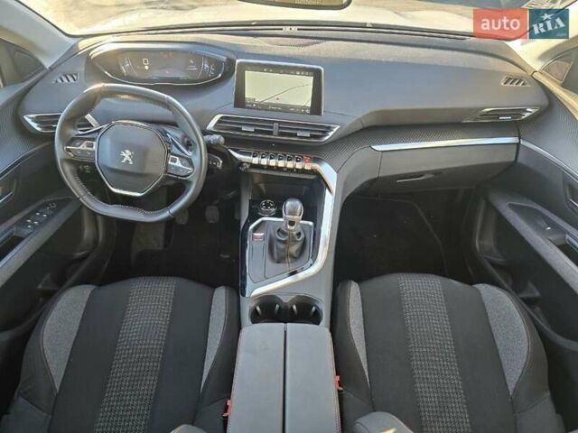 Пежо 3008, объемом двигателя 1.5 л и пробегом 143 тыс. км за 17500 $, фото 44 на Automoto.ua
