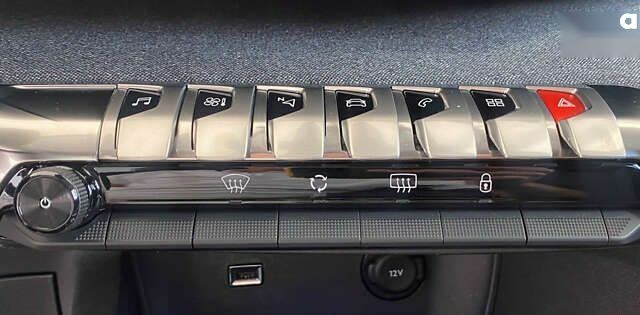 Пежо 3008, объемом двигателя 1.5 л и пробегом 154 тыс. км за 23950 $, фото 18 на Automoto.ua