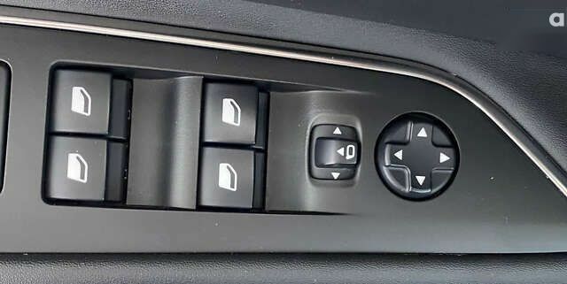 Пежо 3008, объемом двигателя 1.5 л и пробегом 173 тыс. км за 21150 $, фото 23 на Automoto.ua