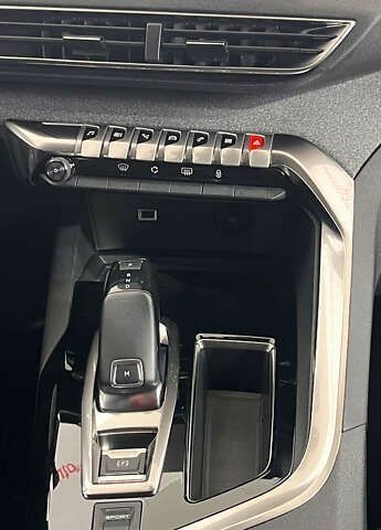 Пежо 3008, об'ємом двигуна 1.5 л та пробігом 168 тис. км за 21350 $, фото 12 на Automoto.ua