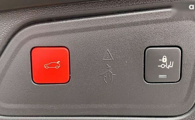 Пежо 3008, об'ємом двигуна 1.5 л та пробігом 173 тис. км за 21350 $, фото 5 на Automoto.ua