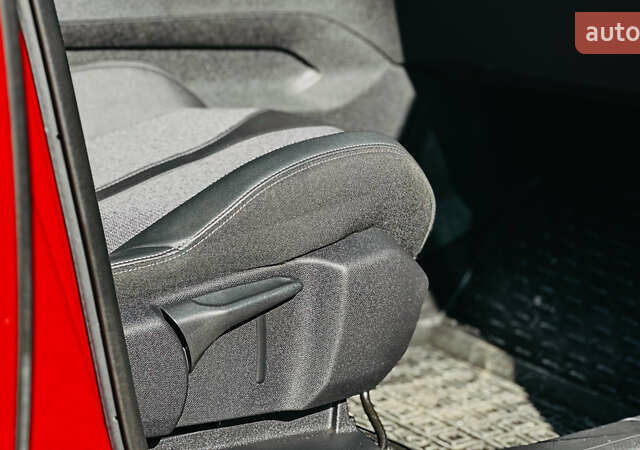 Пежо 3008, об'ємом двигуна 1.5 л та пробігом 164 тис. км за 23000 $, фото 19 на Automoto.ua