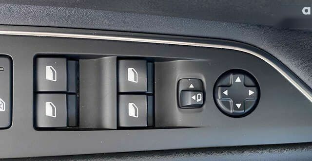 Пежо 3008, объемом двигателя 1.5 л и пробегом 154 тыс. км за 23950 $, фото 19 на Automoto.ua