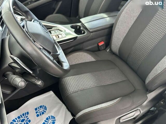 Пежо 3008, объемом двигателя 1.5 л и пробегом 174 тыс. км за 22350 $, фото 6 на Automoto.ua