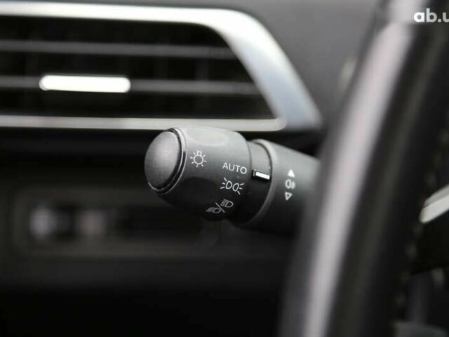 Пежо 3008, об'ємом двигуна 1.5 л та пробігом 115 тис. км за 23300 $, фото 23 на Automoto.ua