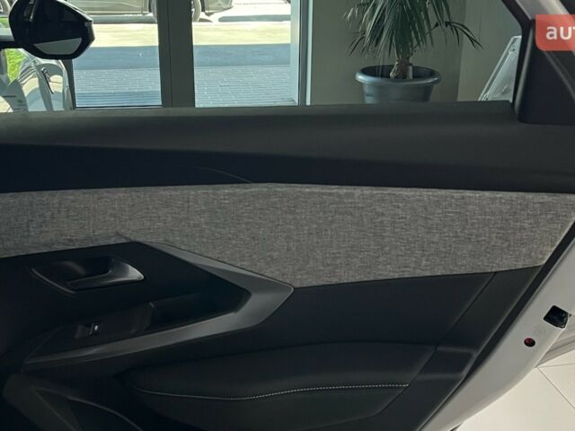 Пежо 3008, объемом двигателя 1.2 л и пробегом 0 тыс. км за 37051 $, фото 14 на Automoto.ua