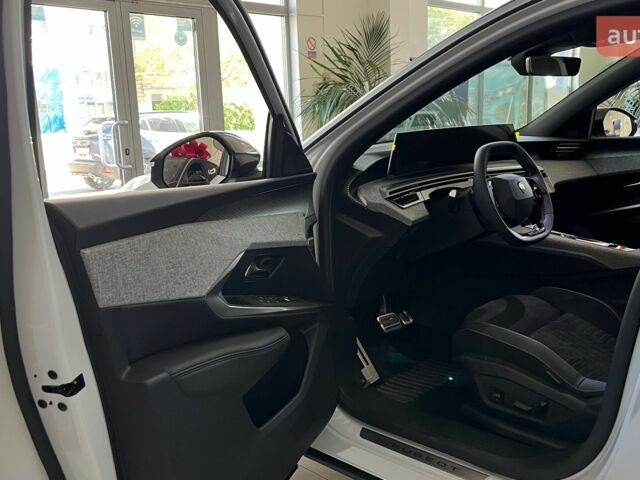 Пежо 3008, объемом двигателя 1.2 л и пробегом 0 тыс. км за 37051 $, фото 20 на Automoto.ua