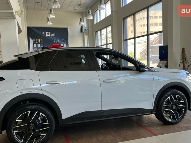 Пежо 3008, объемом двигателя 1.2 л и пробегом 0 тыс. км за 37051 $, фото 7 на Automoto.ua