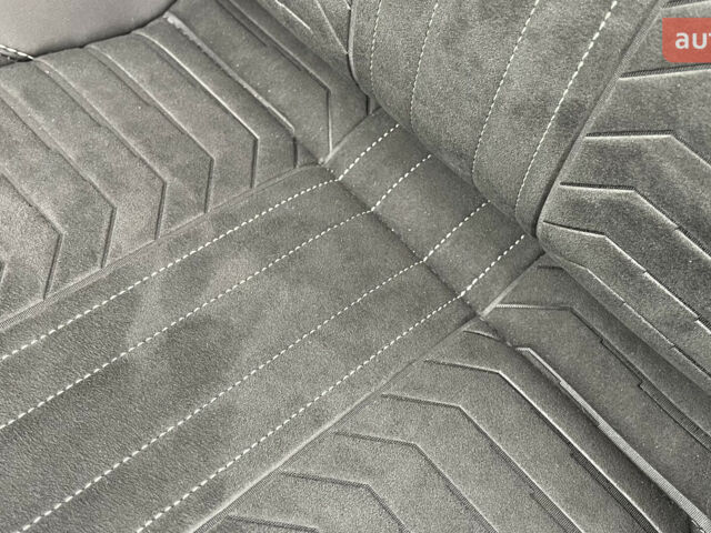 Пежо 3008, объемом двигателя 1.2 л и пробегом 0 тыс. км за 38482 $, фото 13 на Automoto.ua