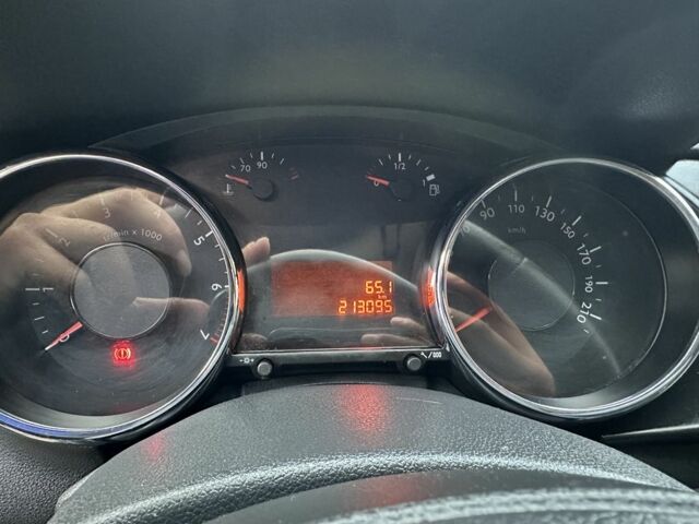 Серый Пежо 3008, объемом двигателя 1.6 л и пробегом 213 тыс. км за 6000 $, фото 18 на Automoto.ua