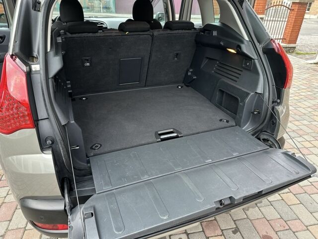 Серый Пежо 3008, объемом двигателя 1.6 л и пробегом 213 тыс. км за 6000 $, фото 14 на Automoto.ua