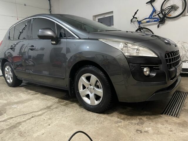 Серый Пежо 3008, объемом двигателя 1.6 л и пробегом 3 тыс. км за 7600 $, фото 6 на Automoto.ua
