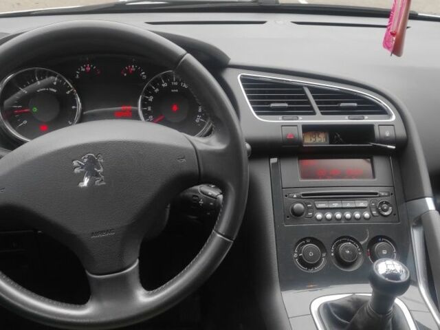 Серый Пежо 3008, объемом двигателя 1.6 л и пробегом 192 тыс. км за 6700 $, фото 5 на Automoto.ua