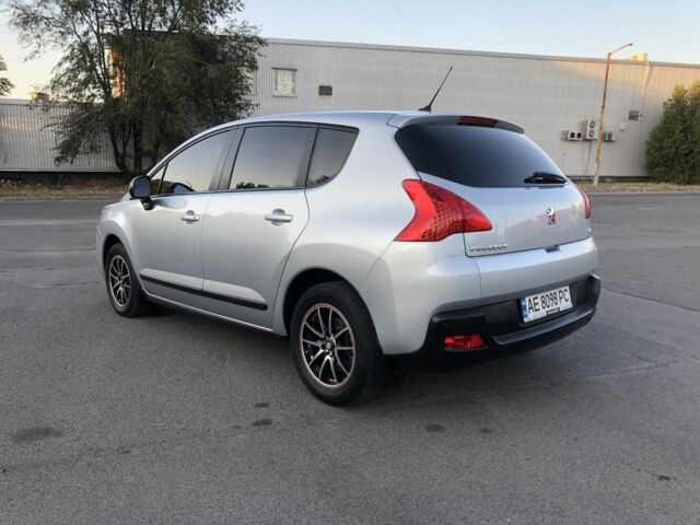 Серый Пежо 3008, объемом двигателя 1.6 л и пробегом 160 тыс. км за 8000 $, фото 4 на Automoto.ua