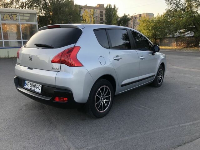 Серый Пежо 3008, объемом двигателя 1.6 л и пробегом 160 тыс. км за 8000 $, фото 6 на Automoto.ua