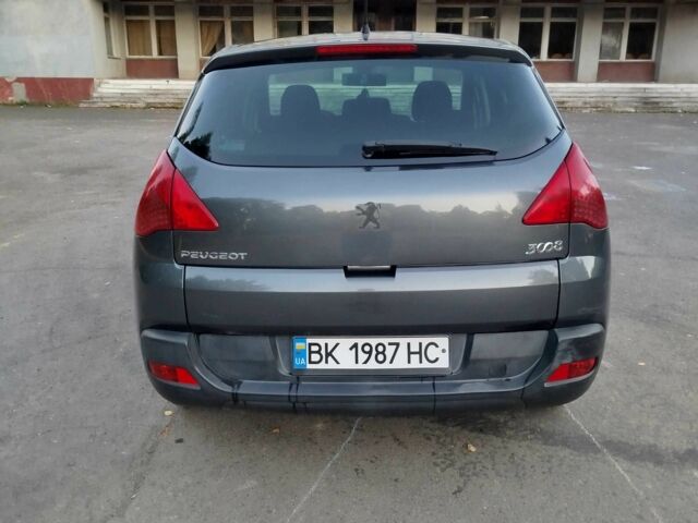 Серый Пежо 3008, объемом двигателя 1.6 л и пробегом 268 тыс. км за 7750 $, фото 3 на Automoto.ua