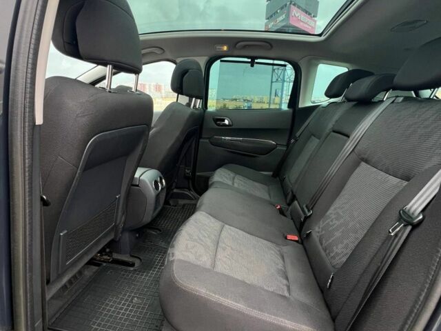 Серый Пежо 3008, объемом двигателя 1.6 л и пробегом 232 тыс. км за 6900 $, фото 16 на Automoto.ua