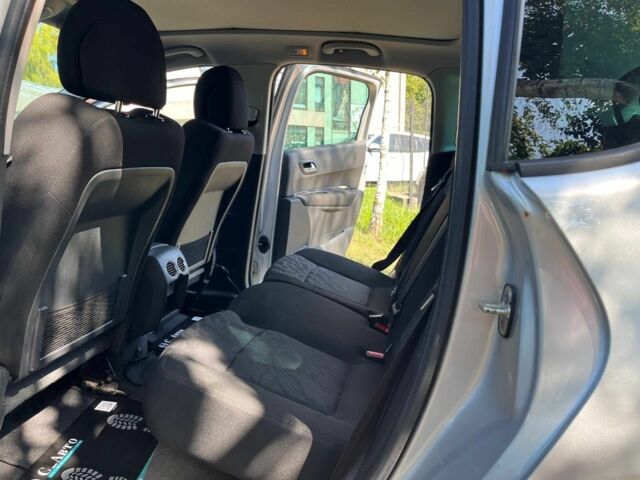Сірий Пежо 3008, об'ємом двигуна 1.6 л та пробігом 237 тис. км за 8000 $, фото 7 на Automoto.ua