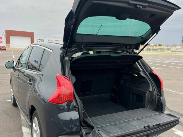 Серый Пежо 3008, объемом двигателя 1.6 л и пробегом 232 тыс. км за 6900 $, фото 2 на Automoto.ua