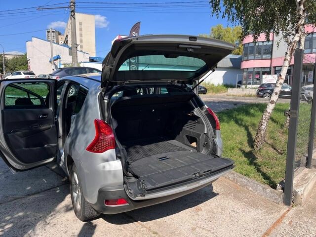 Сірий Пежо 3008, об'ємом двигуна 1.6 л та пробігом 237 тис. км за 8000 $, фото 13 на Automoto.ua