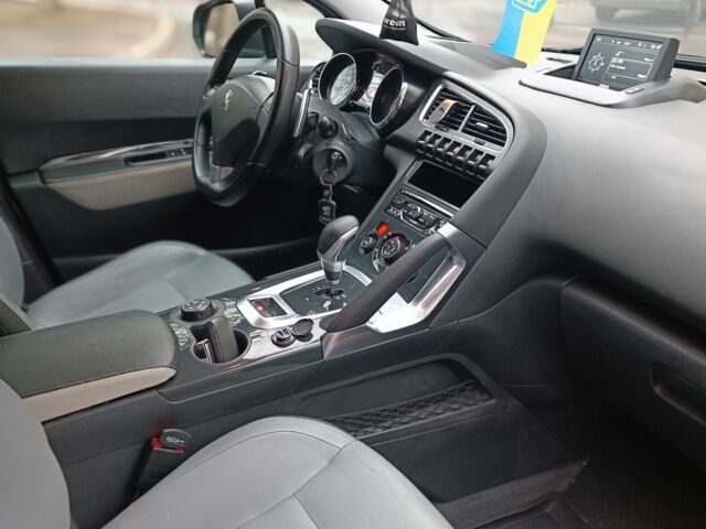 Серый Пежо 3008, объемом двигателя 1.6 л и пробегом 200 тыс. км за 9500 $, фото 6 на Automoto.ua