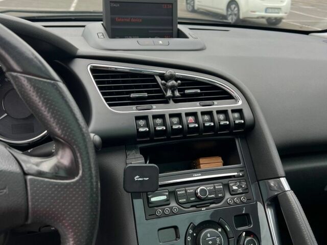 Серый Пежо 3008, объемом двигателя 1.6 л и пробегом 232 тыс. км за 6900 $, фото 12 на Automoto.ua