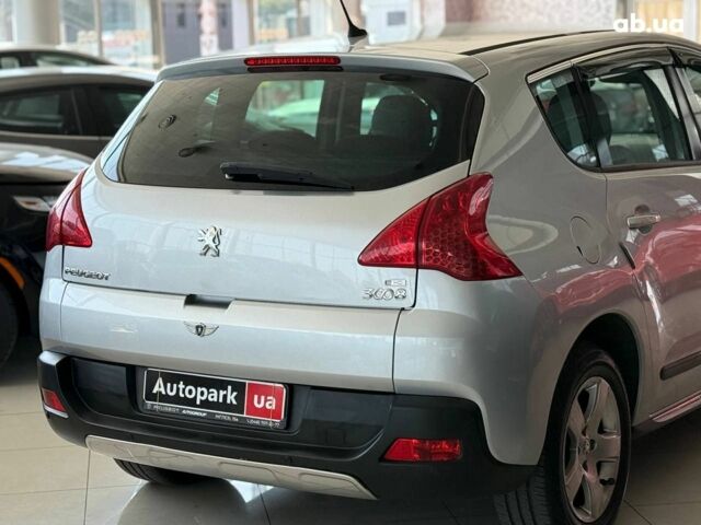 Сірий Пежо 3008, об'ємом двигуна 1.6 л та пробігом 227 тис. км за 9190 $, фото 7 на Automoto.ua